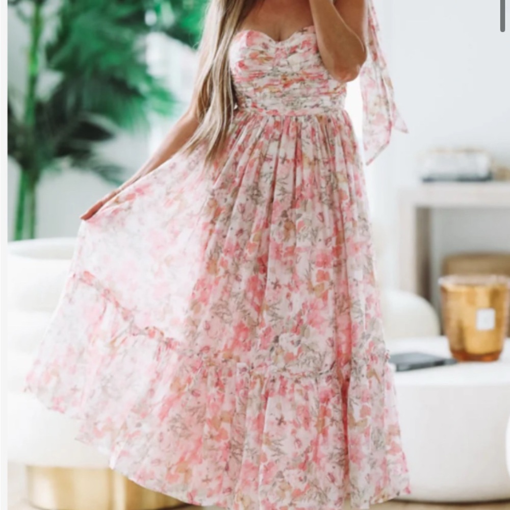 Dress to Impress Maxi Dress